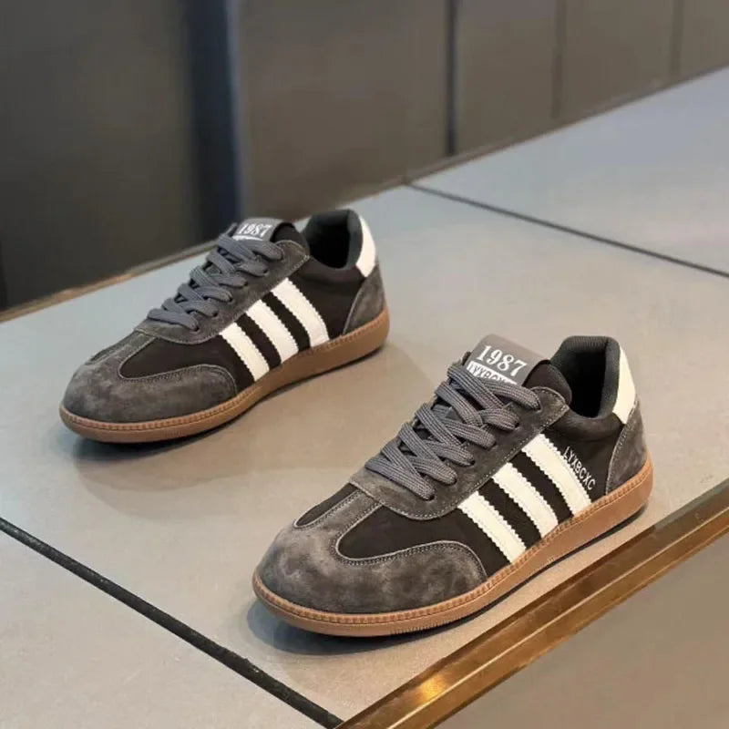AeroStep Pro Sneakers